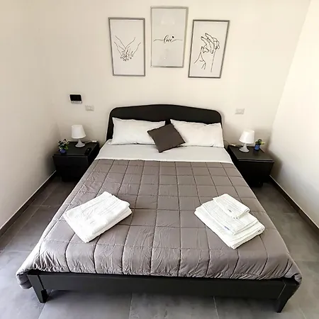 דירה La Dama Di Loto *